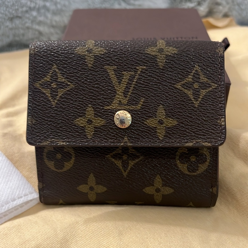 Louis Vuitton Monogram Elise Compact Wallet - Picture 8 of 13